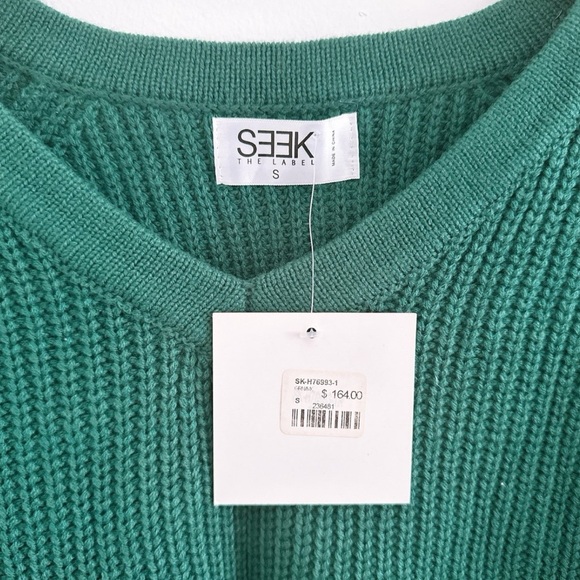 LF STORES • SWEATER - Picture 4 of 5